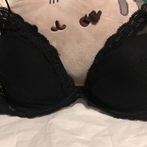 Natori feathers bra 34C